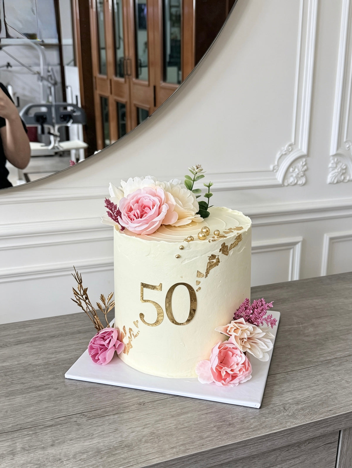 Royal Blossom cake from Saaaaiscakes Karachi