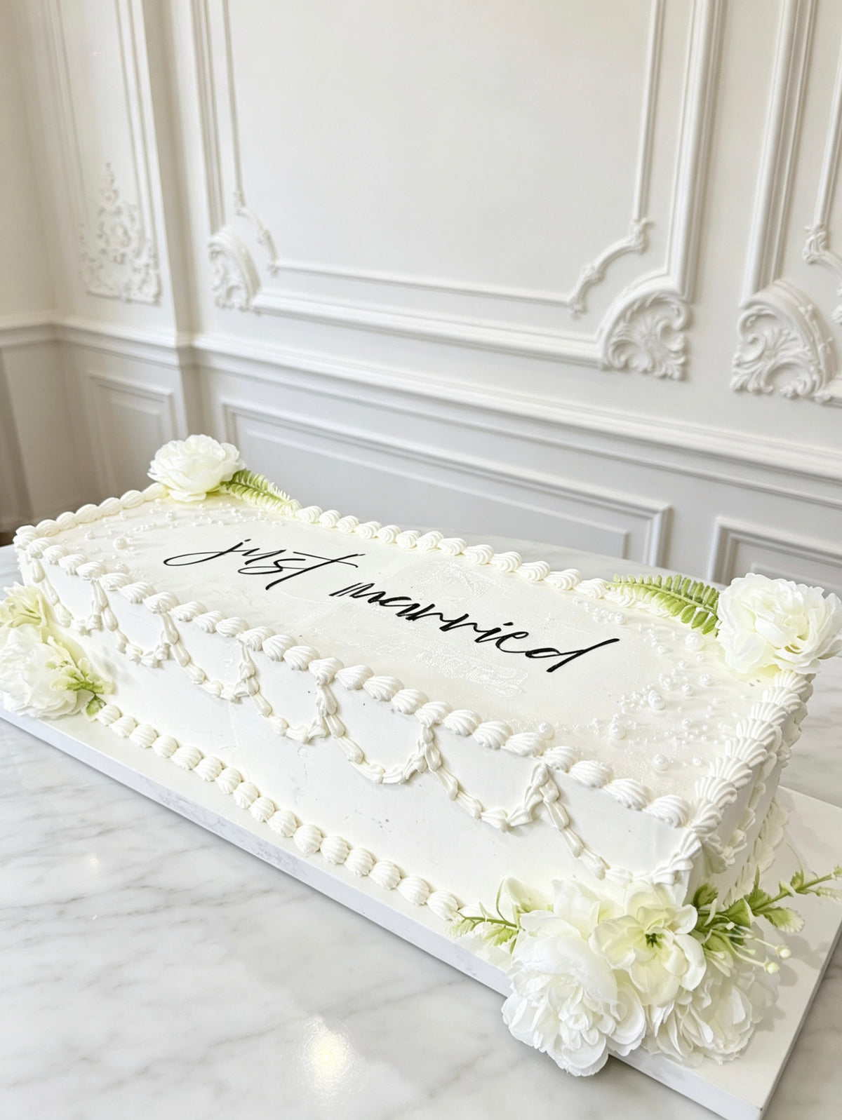 Petal & Pearl cake from Saaaaiscakes Karachi