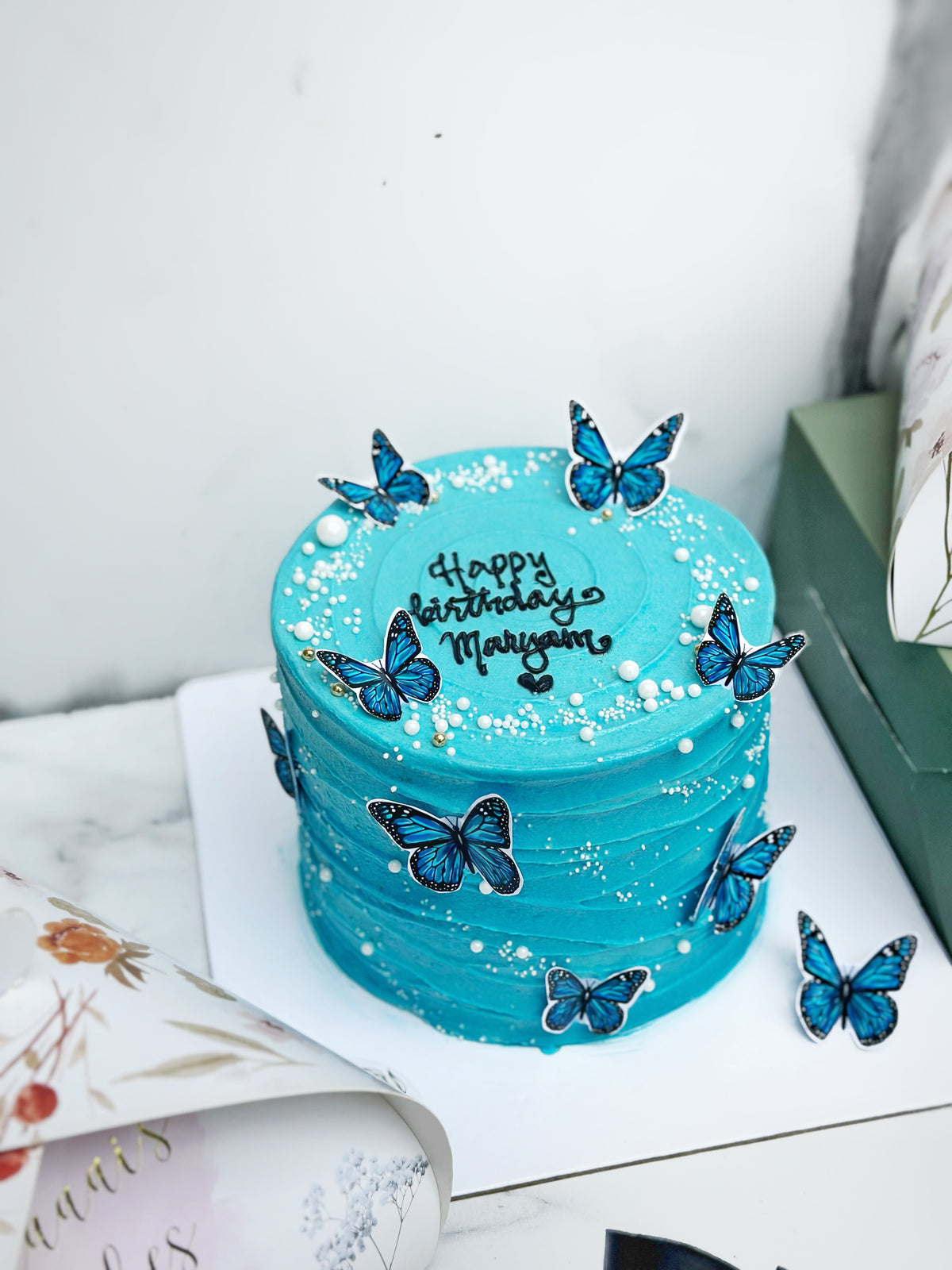 Flutter & Frost cake from Saaaaiscakes Karachi