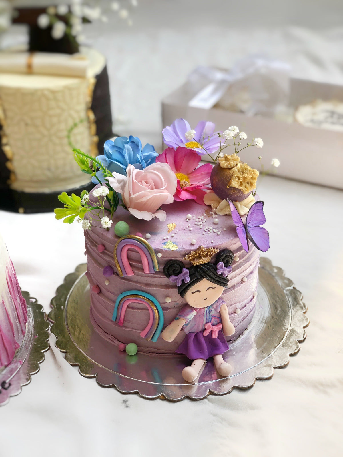 Flower girl cake from Saaaaiscakes Karachi