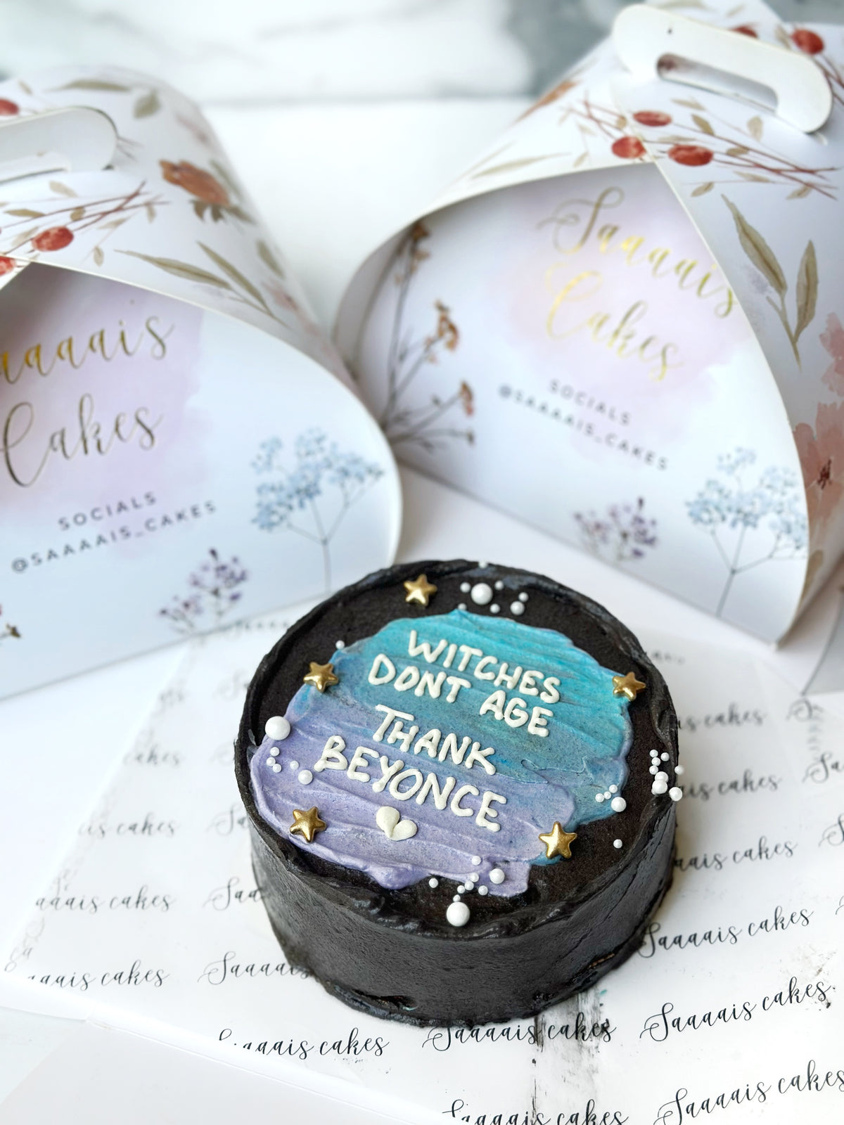Starry night cake from Saaaaiscakes Karachi
