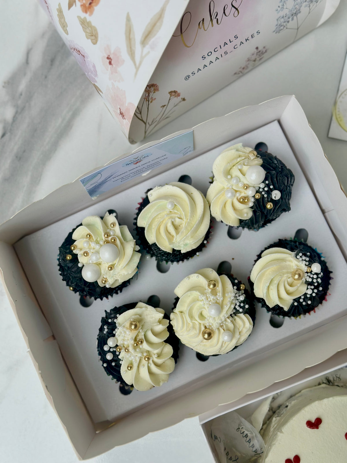 The sweet 6 cake from Saaaaiscakes Karachi