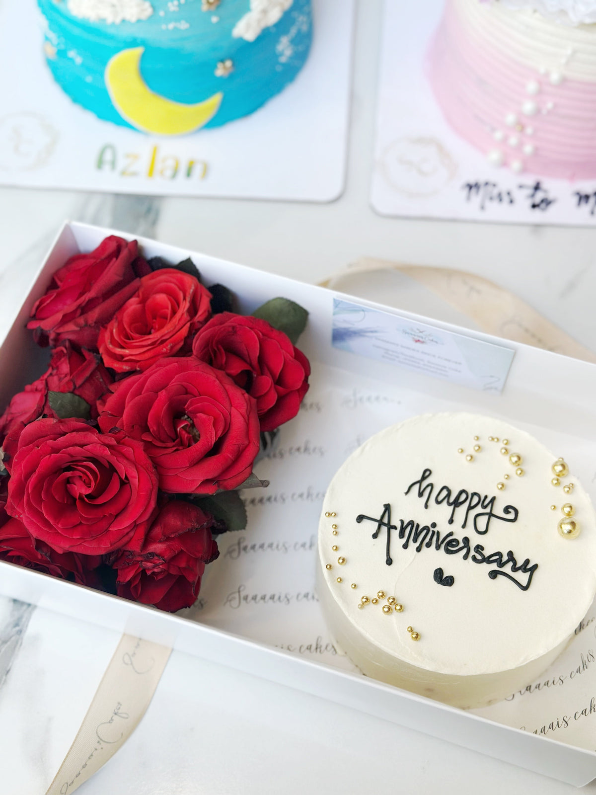 gifting duo cake from Saaaaiscakes Karachi