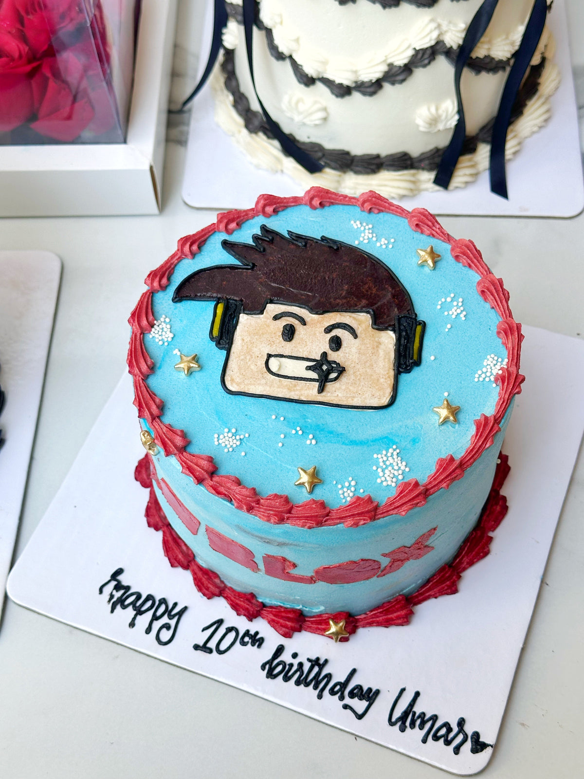 Roblox cake from Saaaaiscakes Karachi