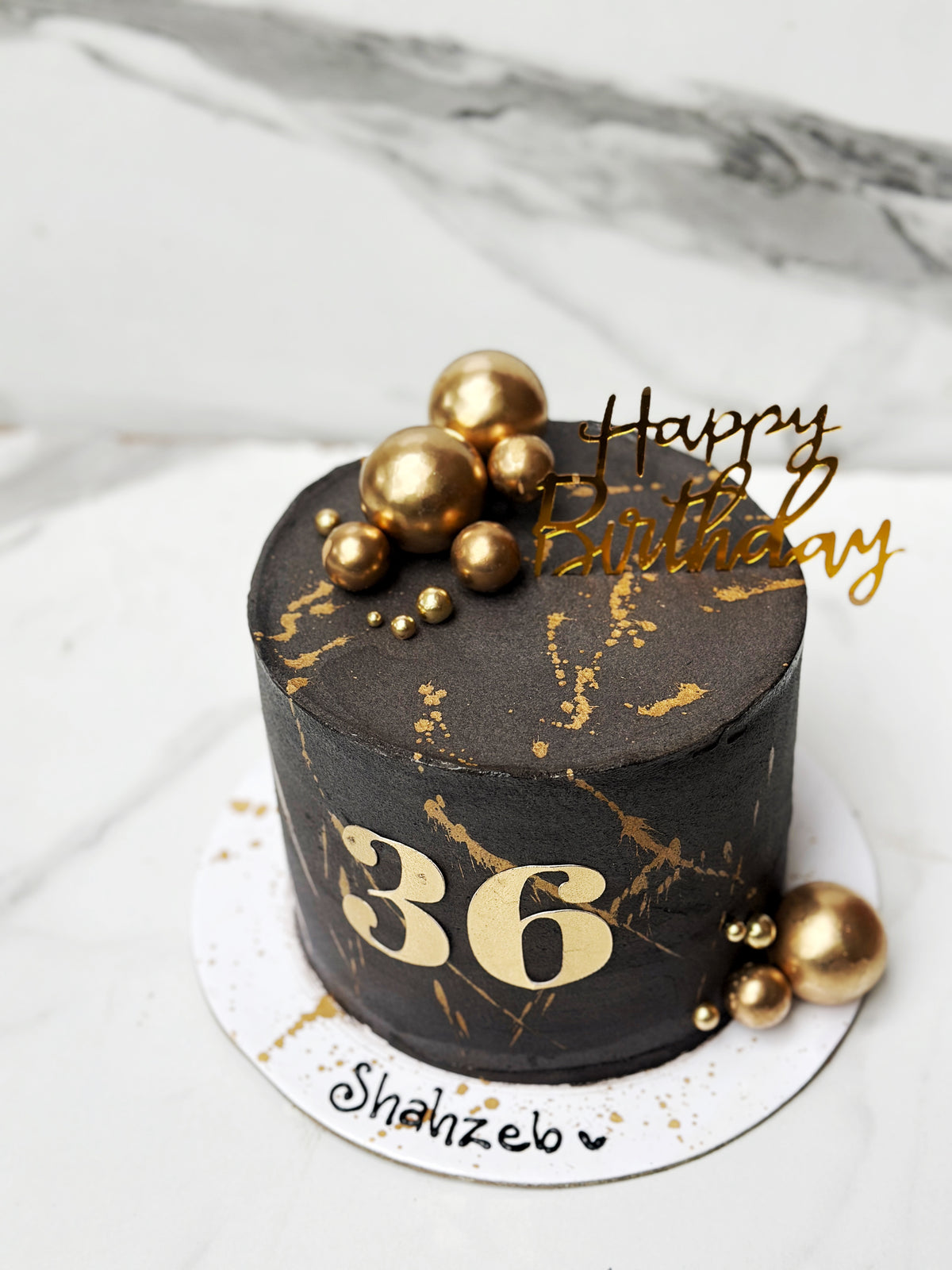 midnight swag cake from Saaaaiscakes Karachi