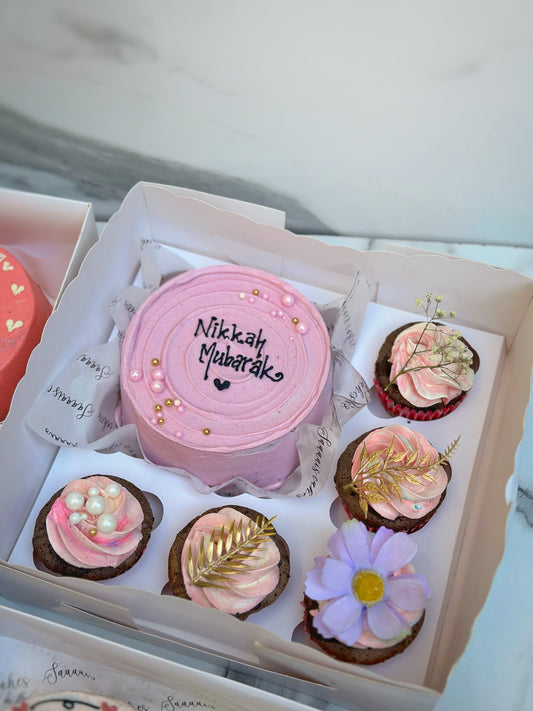 cake with cupcakes